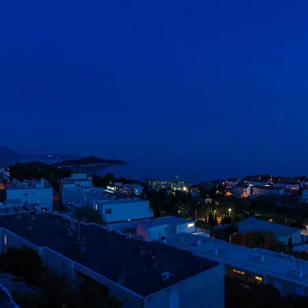 Nikolina - Double With Balcony And Sea View