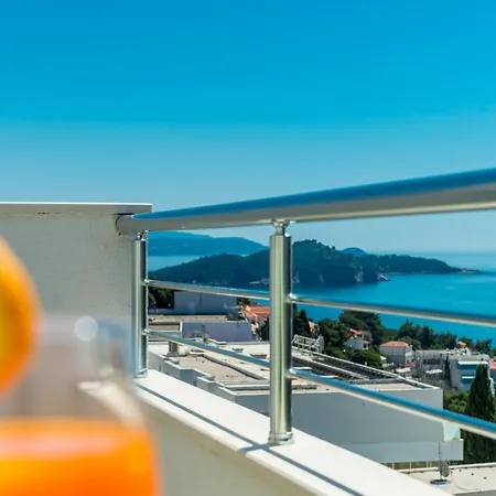 Nikolina - Double With Balcony And Sea View Διαμέρισμα *