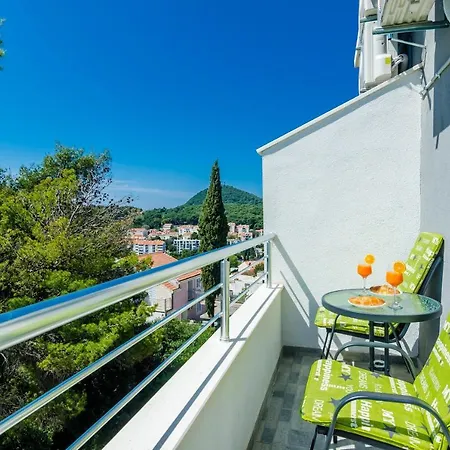 Nikolina - Double With Balcony And Sea View 公寓 *